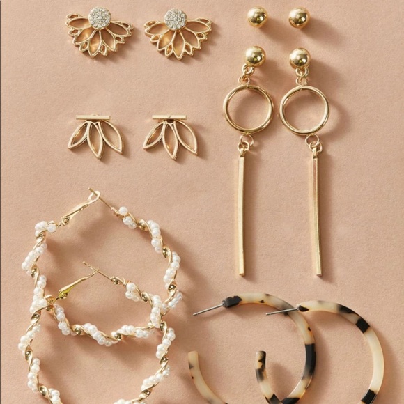 BklynFrenchGurl Jewelry - Lotus set of 6 pairs of earrings